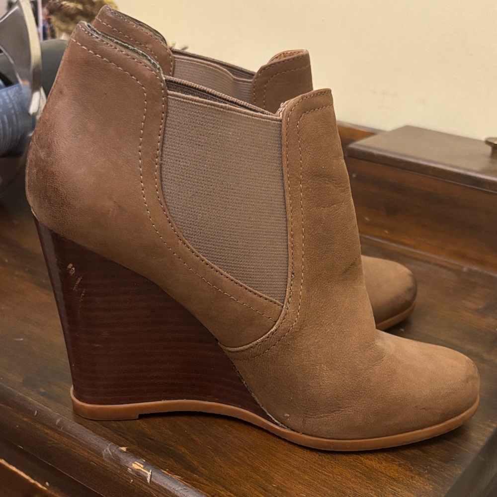 Audrey Brooke Brown Wedge Angle Boot Sz 8.5 M